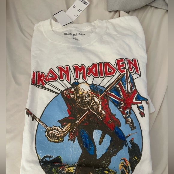 Iron Maiden White T-Shirt - Picture 1 of 2